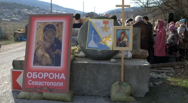«Всяк на своем рубеже». Молитва и меч встали рядом на защиту Севастополя