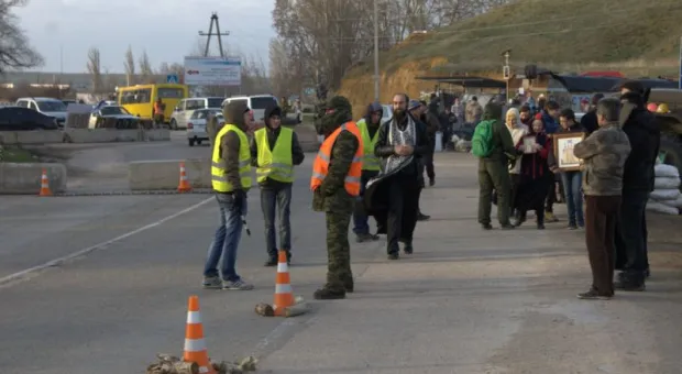 «Всяк на своем рубеже». Молитва и меч встали рядом на защиту Севастополя