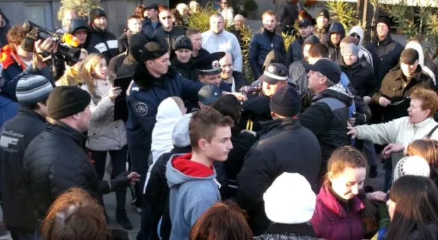 Противостояние в Ялте