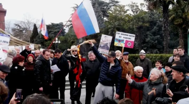 В Ялте состоялся авто-мотопробег, посвящённый предстоящему референдуму