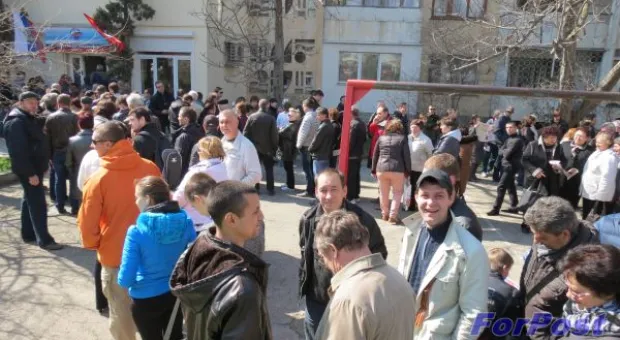 Севастополь расцвел от российских флагов