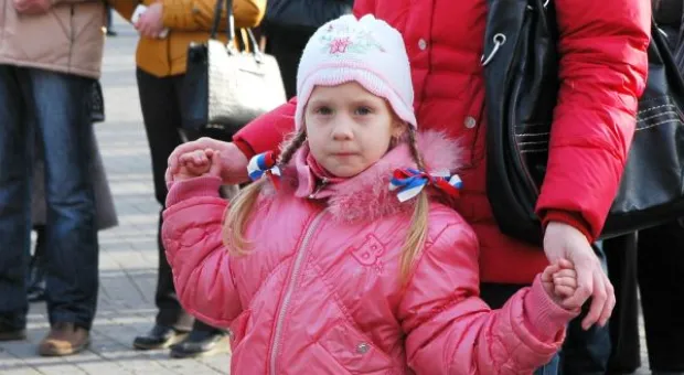 На площадь П.С. Нахимова в Севастополе собираются горожане