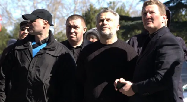 В Севастополе сняты государственные символы Украины и поднят государственный флаг России