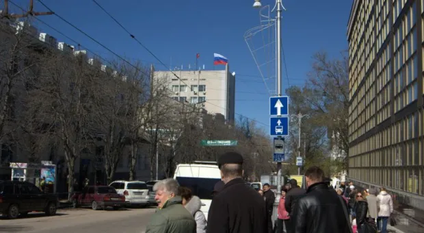 В Севастополе сняты государственные символы Украины и поднят государственный флаг России
