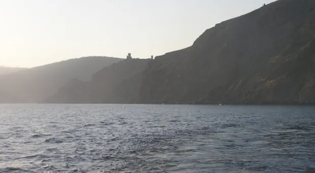 Пляж "Ближний" в Балаклаве готов к приему отдыхающих (ФОТО)