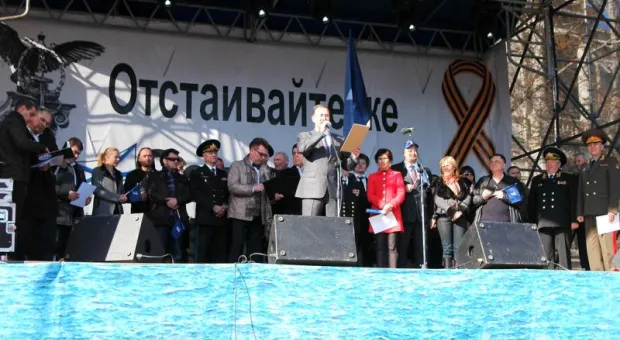 И. Кобзон об акции "Солдатское сердце" в Севастополе: "Это никакая не пиар-акция. Здесь чистая, человеческая помощь людям"