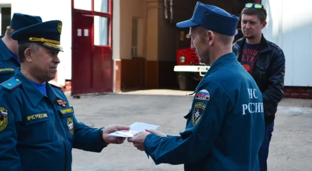 Спасатели Севастополя получили российские паспорта