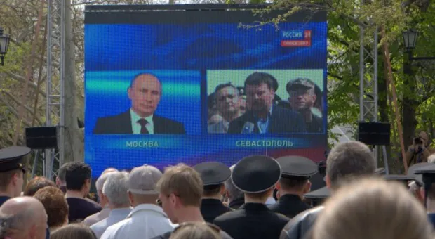 Прямой эфир с Владимиром Путиным взгляд из Севастополя ― фоторепортаж