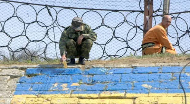Последний символ украинизации Севастополя сопротивляется. Но дни его сочтены