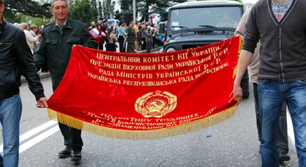 Севастополь отметил 1 Мая масштабным 25-тысячным шествием