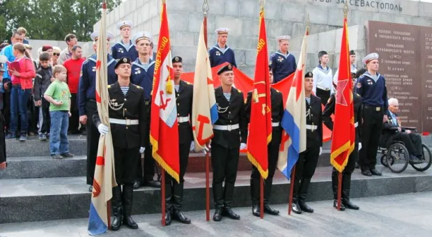 Митинг «Знамена славы» Севастополь посвятил не только Дню Победы, но и сожженным заживо одесситам
