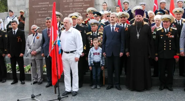 Митинг «Знамена славы» Севастополь посвятил не только Дню Победы, но и сожженным заживо одесситам