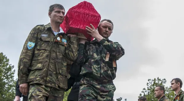 Последний воинский салют в честь павших героев. В Севастополе захоронили 98 воинов Великой Отечественной