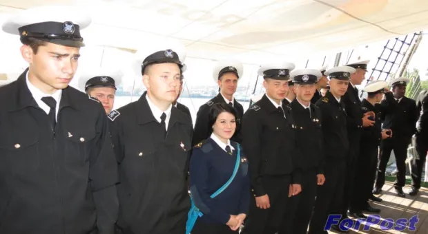 В Севастополь прибыл легендарный парусник «Крузенште́рн»