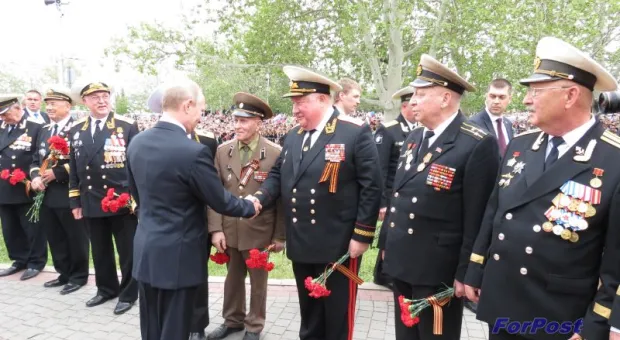 Как Севастополь своего президента встречал