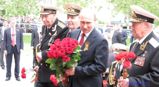 Как Севастополь своего президента встречал