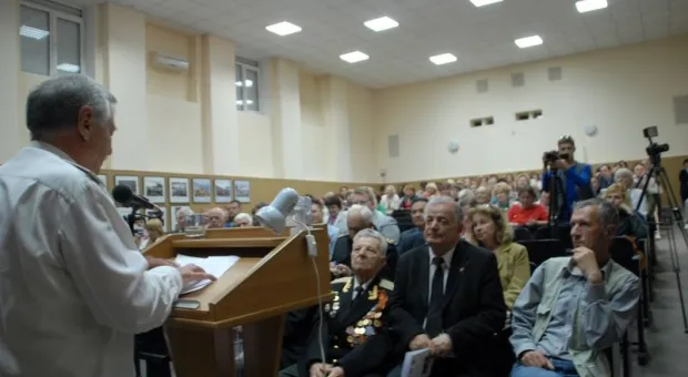 На форуме в Севастополе гости из 20 стран обсуждали фальсификацию истории Великой Отечественной. Сербская журналистка: "Мы не победили фашизм..."
