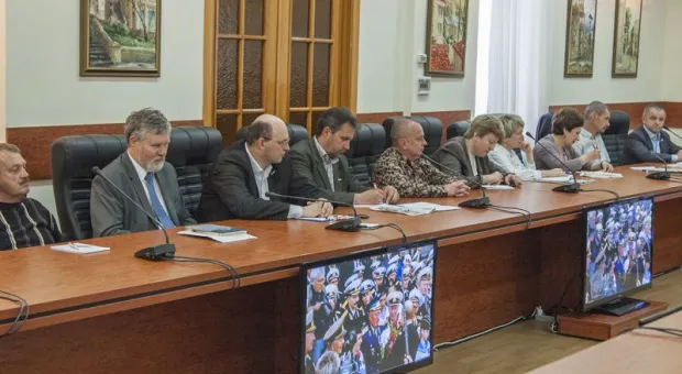 Москва. Санкт-Петербург. Севастополь. На конференции регионального ОНФ "сверили часы"