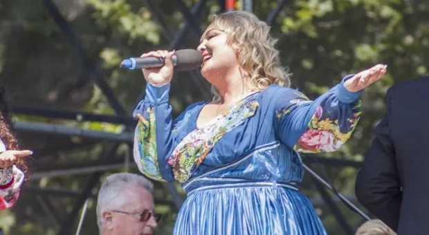 Над главной площадью Севастополя в честь Дня славянской письменности и культуры прозвучало монументальное «Славься!»