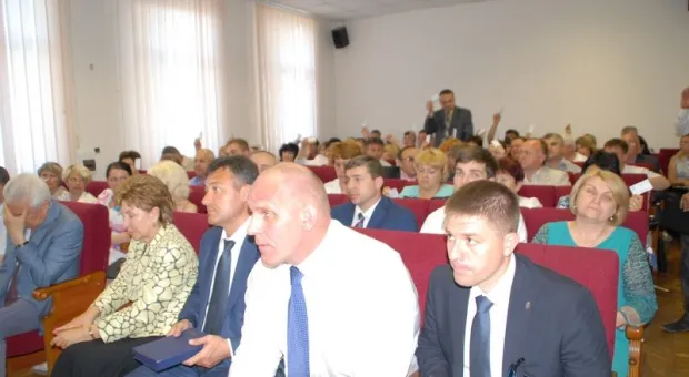 В Севастополе прошла конференция севастопольского регионального отделения партии "Единая Россия". Сформирован политсовет