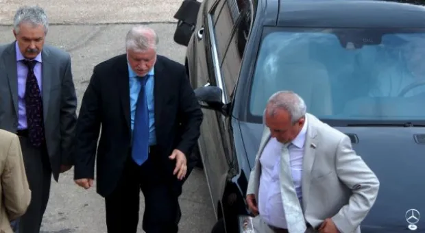 Сергей Миронов в Севастополе. Главный «справоросс» выступил на паруснике «Надежда» перед севастопольскими работниками культуры Сергей Миронов в Севастополе. Главный «справоросс» выступил на паруснике «Надежда» перед севастопольскими работниками культуры