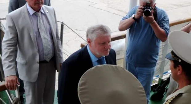 Сергей Миронов в Севастополе. Главный «справоросс» выступил на паруснике «Надежда» перед севастопольскими работниками культуры Сергей Миронов в Севастополе. Главный «справоросс» выступил на паруснике «Надежда» перед севастопольскими работниками культуры