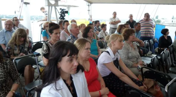 Сергей Миронов в Севастополе. Главный «справоросс» выступил на паруснике «Надежда» перед севастопольскими работниками культуры Сергей Миронов в Севастополе. Главный «справоросс» выступил на паруснике «Надежда» перед севастопольскими работниками культуры