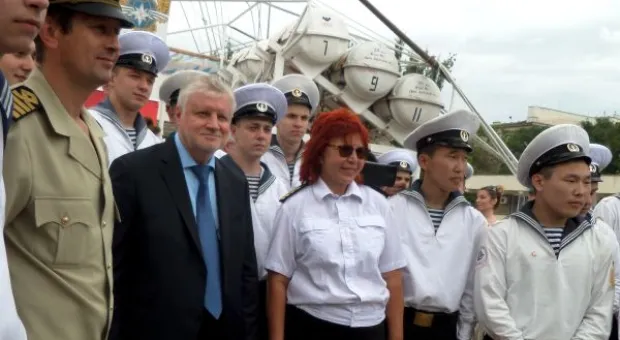 Сергей Миронов в Севастополе. Главный «справоросс» выступил на паруснике «Надежда» перед севастопольскими работниками культуры Сергей Миронов в Севастополе. Главный «справоросс» выступил на паруснике «Надежда» перед севастопольскими работниками культуры