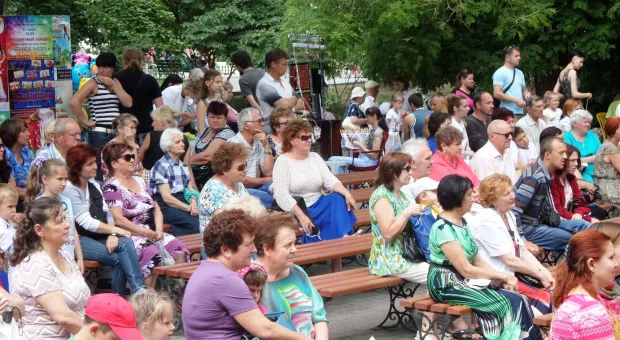 Сергей Миронов на День города подарил севастопольцам «Московского Соловья». «Справедливая Россия» открывает и поддерживает таланты