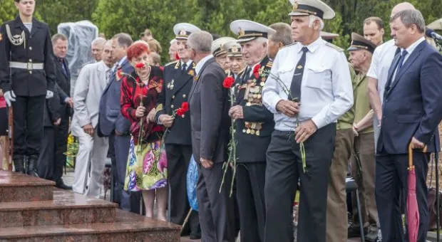 В Парке Победы открыт Мемориал защитникам, павшим и пропавшим без вести при освобождении Севастополя в годы войны