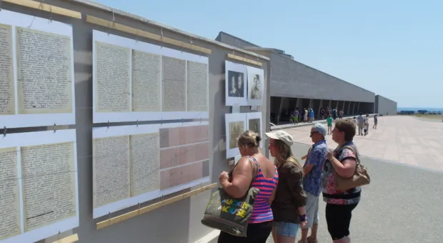 В Севастополе открылась фотовыставка «Бесчеловечная война, остаться человеком»
