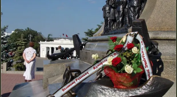 В Севастополе скромно отметили 212-ю годовщину со дня рождения Павла Степановича Нахимова