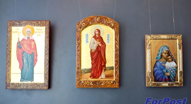 В Севастополе выступил Патриарший хор и открылась выставка икон