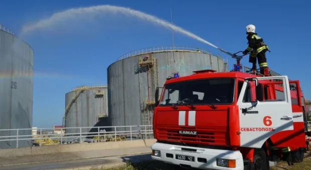 В Севастополе прошли масштабные учения на нефтебазе