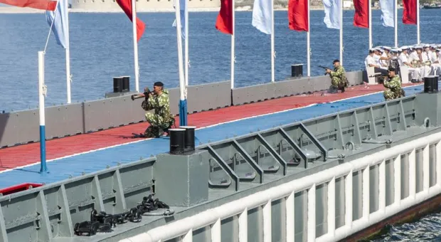 В Севастополе с размахом отмечают День ВМФ