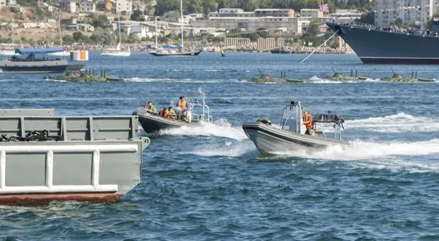 В Севастополе с размахом отмечают День ВМФ