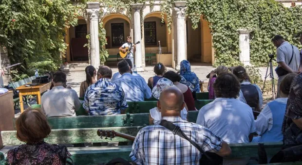 В Севастополе открылся фестиваль авторской песни «Небо славян-2014»