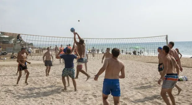 На Молодёжном форуме «Таврида» спасатели показали, что такое здоровый образ жизни На Молодёжном форуме «Таврида» спасатели показали, что такое здоровый образ жизни