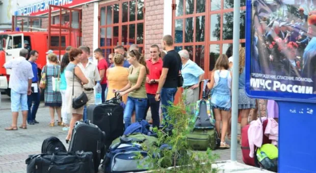14 курсантов из Севастополя отправились в Москву для обучения в вузах МЧС России