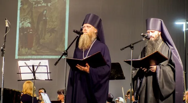 Спасо-Преображенский Соловецкий мужской монастырь дал концерт к 160-летию начала Обороны Севастополя
