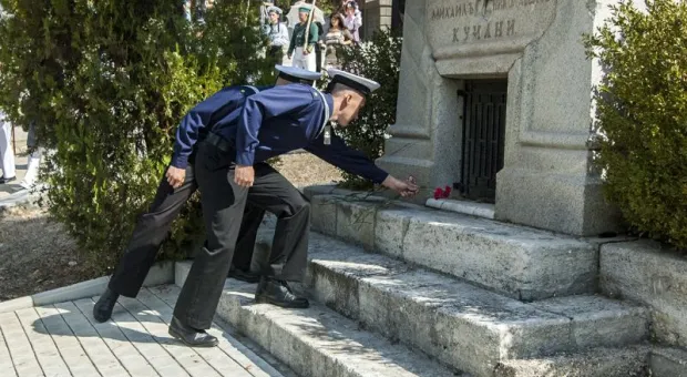 На Братском мемориальном кладбище прошли торжественные мероприятия ко Дню окончания Первой обороны Севастополя 1854-1855 гг.