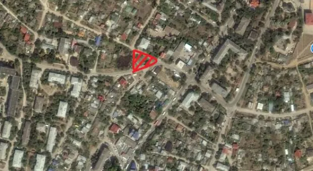 В Севастополе ищут способ разгрузки центрального кольца. Как вариант: запретить парковку и вернуть двустороннее движение В Севастополе ищут способ разгрузки центрального кольца. Как вариант: запретить парковку и вернуть двустороннее движение