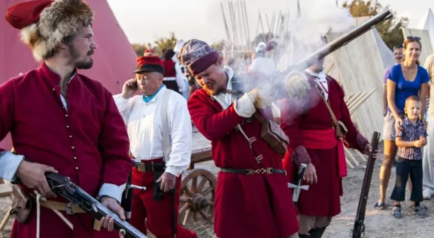 На знаменитых Федюхиных высотах в Севастополе проходит Крымский военно-исторический фестиваль