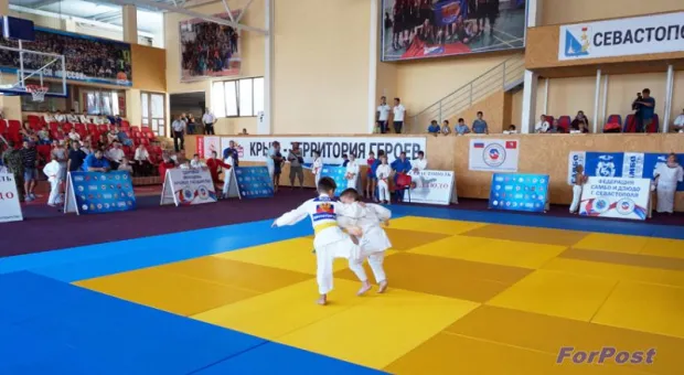 В Севастополе состоялся юношеский турнир по дзюдо, посвященный памяти жертв Беслана В Севастополе состоялся юношеский турнир по дзюдо, посвященный памяти жертв Беслана