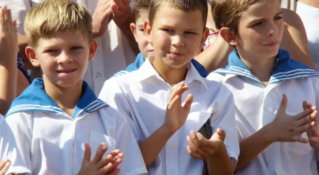 В Севастополе в Детской флотилии «отбили склянки» нового учебного года В Севастополе в Детской флотилии «отбили склянки» нового учебного года