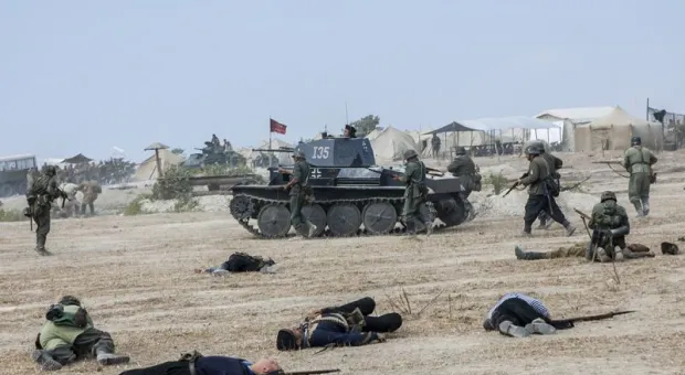 Первый Крымский военно-исторический фестиваль завершился Освобождением Севастополя Первый Крымский военно-исторический фестиваль завершился Освобождением Севастополя