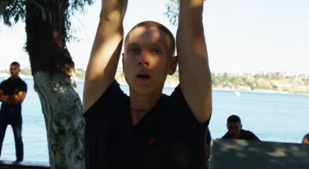 Морской пехотинец ЧФ на соревнованиях в Севастополе поднял почти 10 тонн «железа» Морской пехотинец ЧФ на соревнованиях в Севастополе поднял почти 10 тонн «железа»