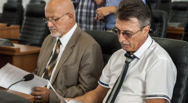 После получения мандатов депутаты Заксобрания Севастополя учились "жать на кнопки"