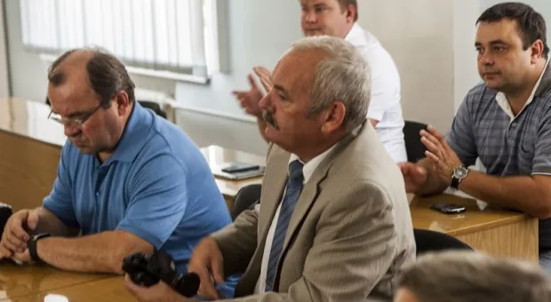 После получения мандатов депутаты Заксобрания Севастополя учились "жать на кнопки"