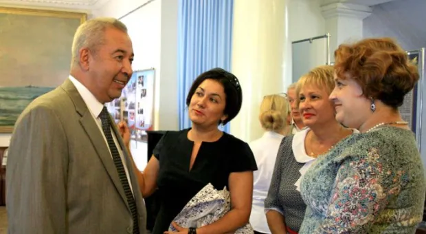 Открытие историко-документальной выставки «Москва – Севастополь. Образы прошлого и настоящего в документах и фотографиях» Открытие историко-документальной выставки «Москва – Севастополь. Образы прошлого и настоящего в документах и фотографиях»